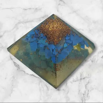 Pyramide Turquoise / Cornaline