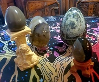 Pierre minéraux oeufs