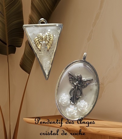 Pendentif résine minéraux personnalisé