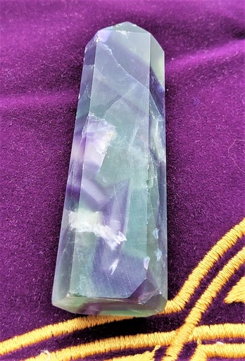 Bâton minéraux fluorite