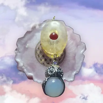 Pendentif Opaline Quartz fantôme 