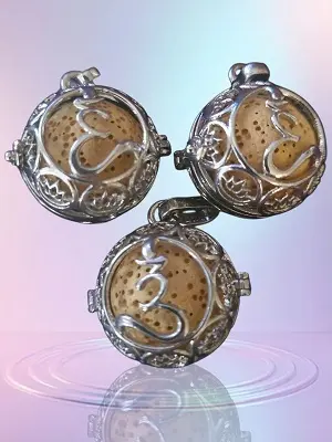 Pendentif spirituel boule éponge 